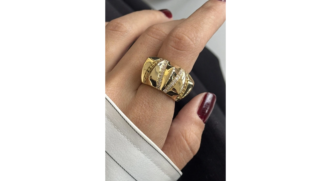 Altın Renk Taş Detaylı Ayarlanabilir Çelik Yüzük