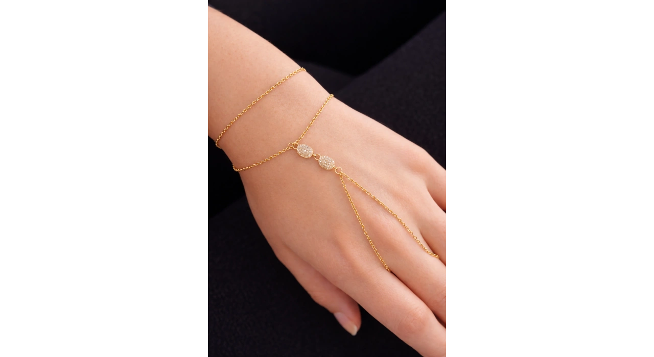 Altın Renk Taş Detaylı Çelik Şahmeran