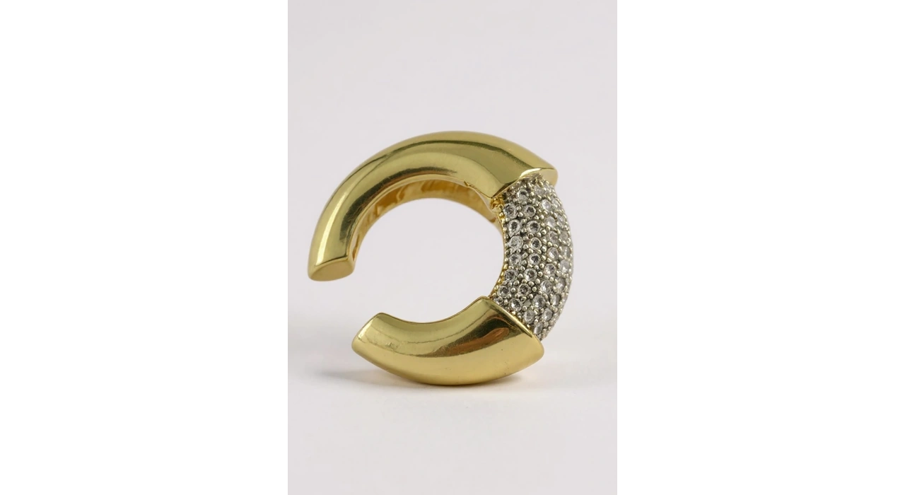 Altın Renk Taş Detaylı Ear Cuff (Tek)