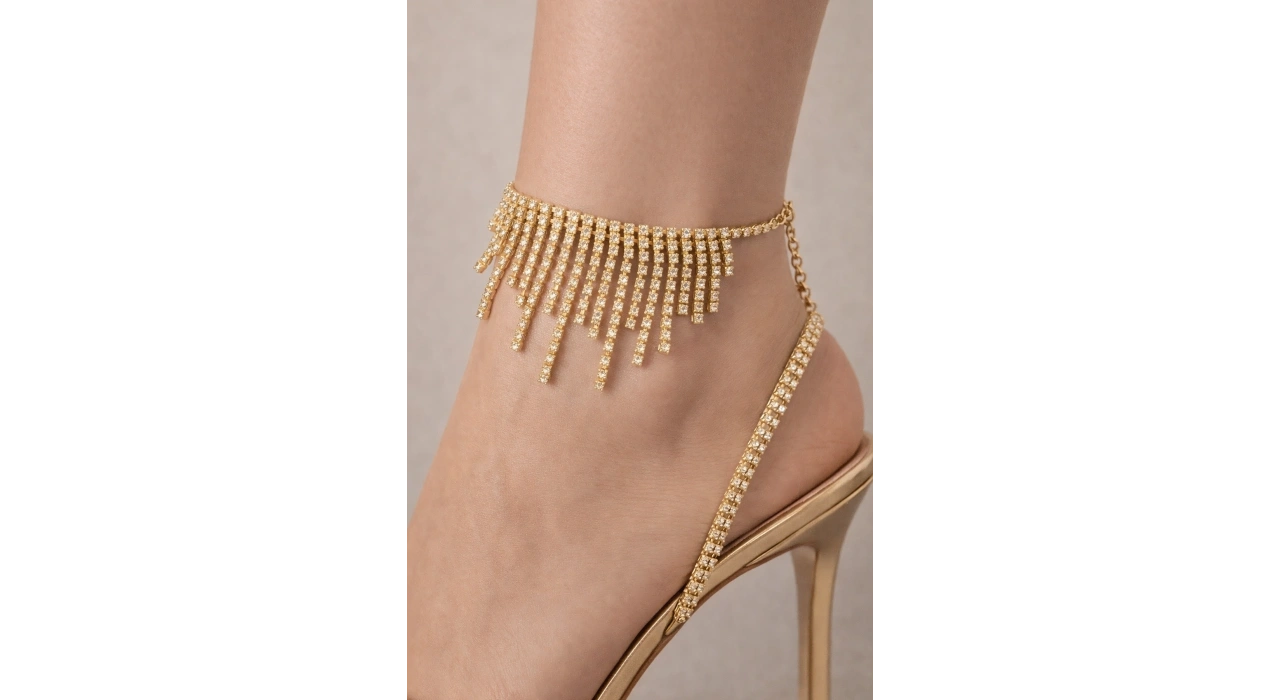 Altın Renk Taş Detaylı Tasarım Halhal