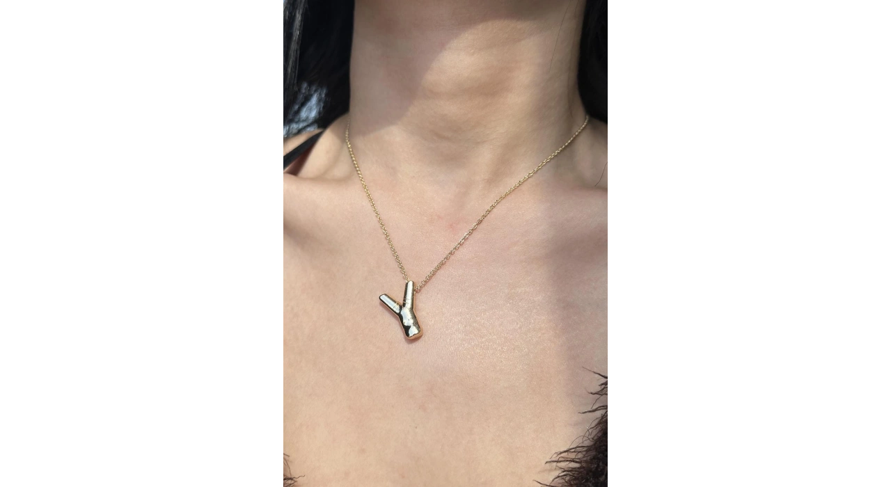 Altın Renk Y Harf Balon Kolye