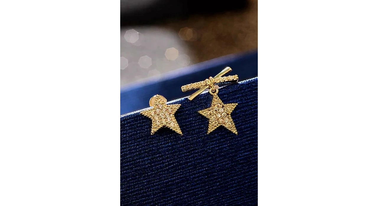 Altın Renk Yıldız Figürlü 14K Altın Kaplama Xuping  Küpe (Çift)