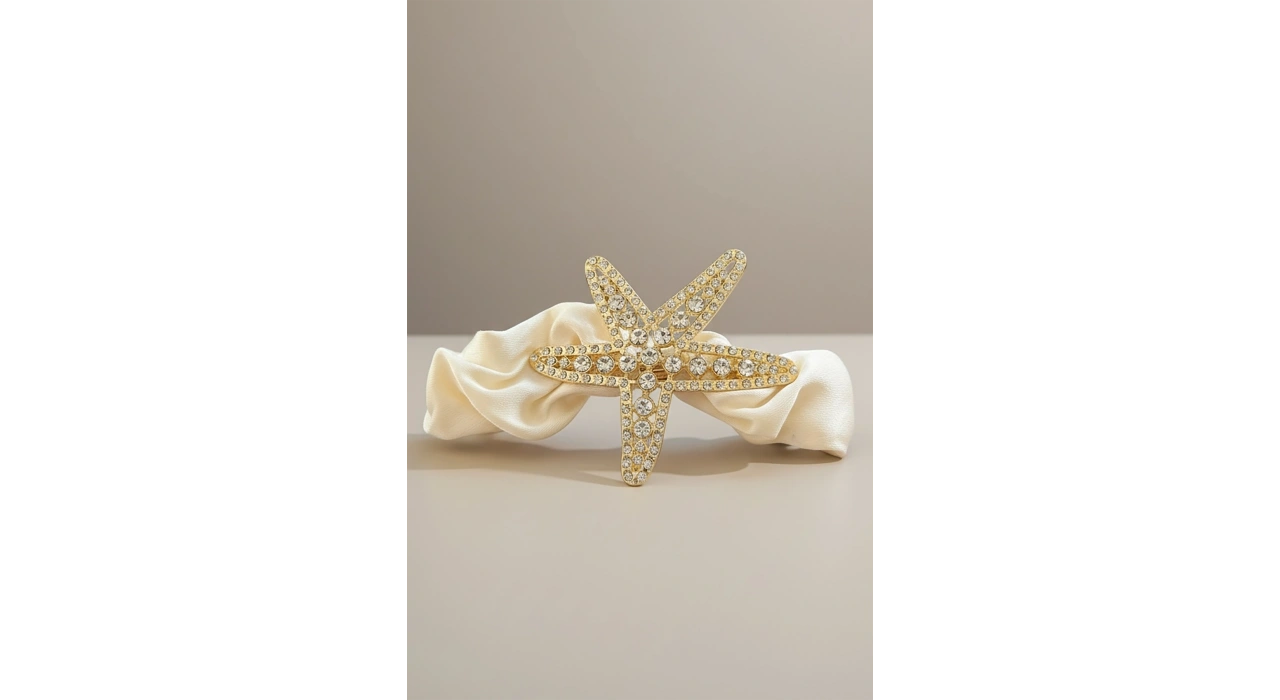 Altın Renk Yıldız Figürlü Taş Detaylı Lastik Toka