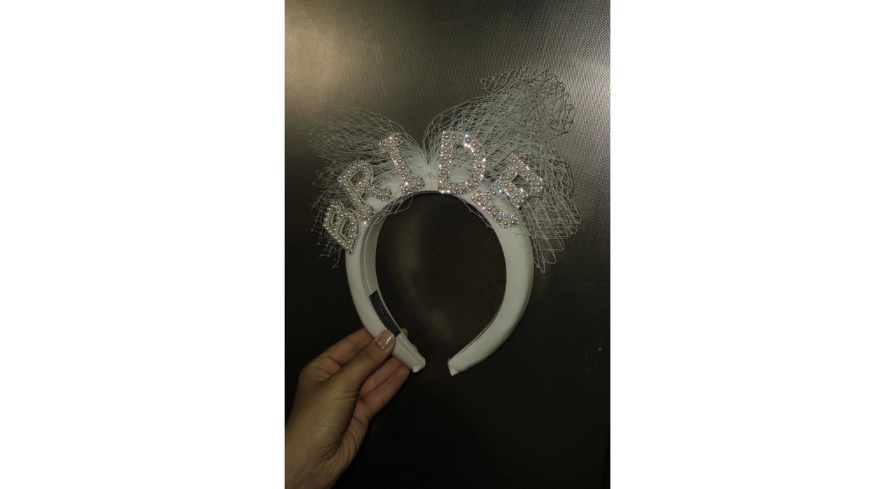 Beyaz Renk Bride Yazılı İnci Detaylı Tüllü Gelin Taç