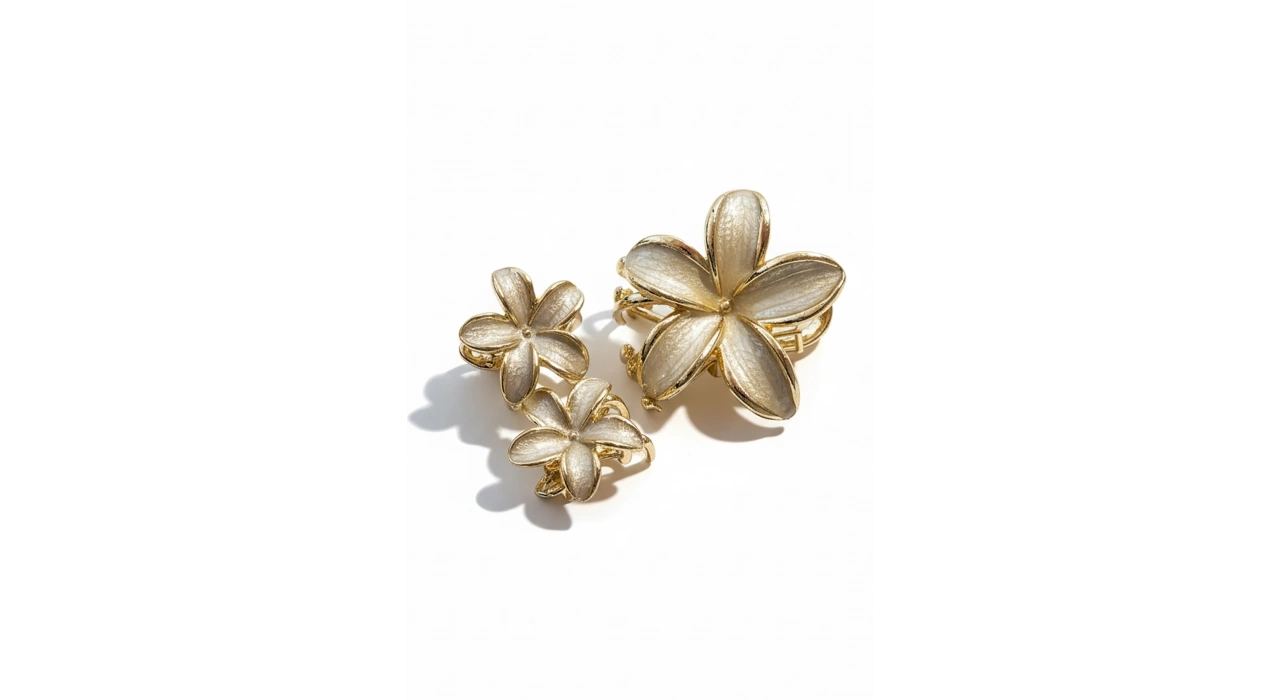 Beyaz Renk Lotus Figürlü 3lü Mandal Toka Set