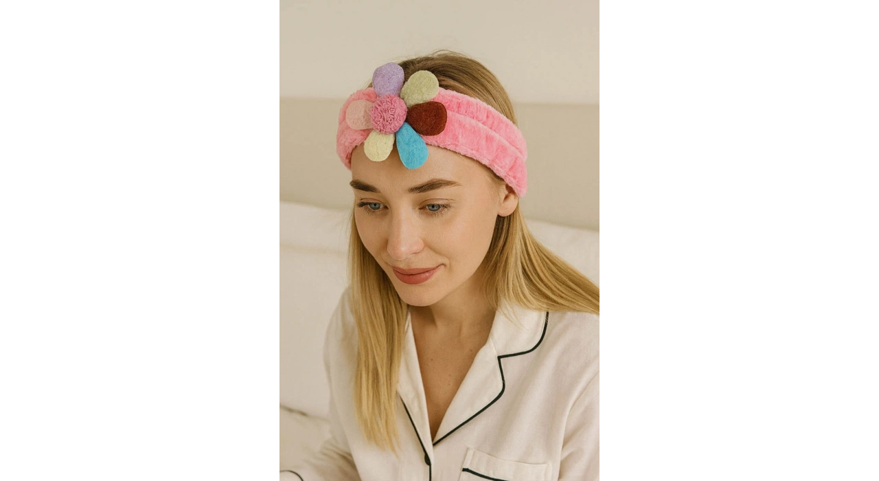 Fuşya Renk Çiçek Figürlü Peluş Saç Bandı