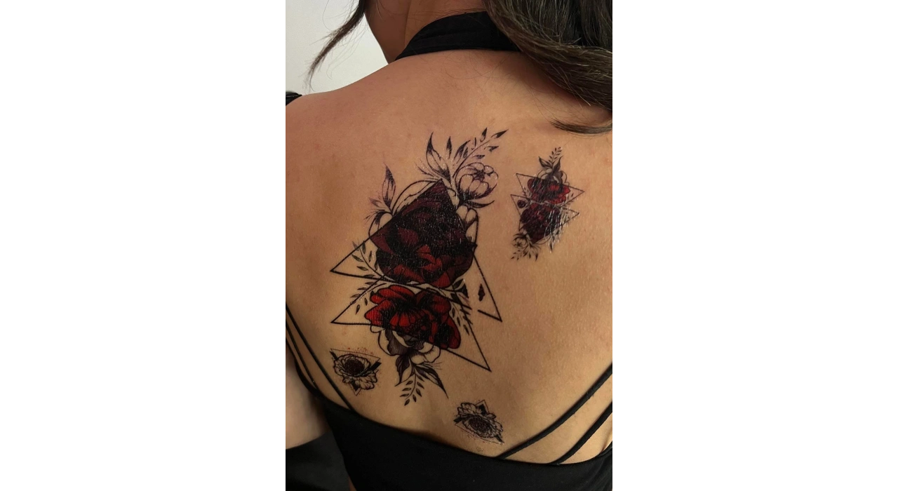 Geçici Gül Figürlü Dövme Tattoo