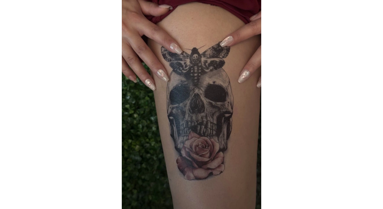 Geçici Kuru Kafa Figürlü Dövme Tattoo