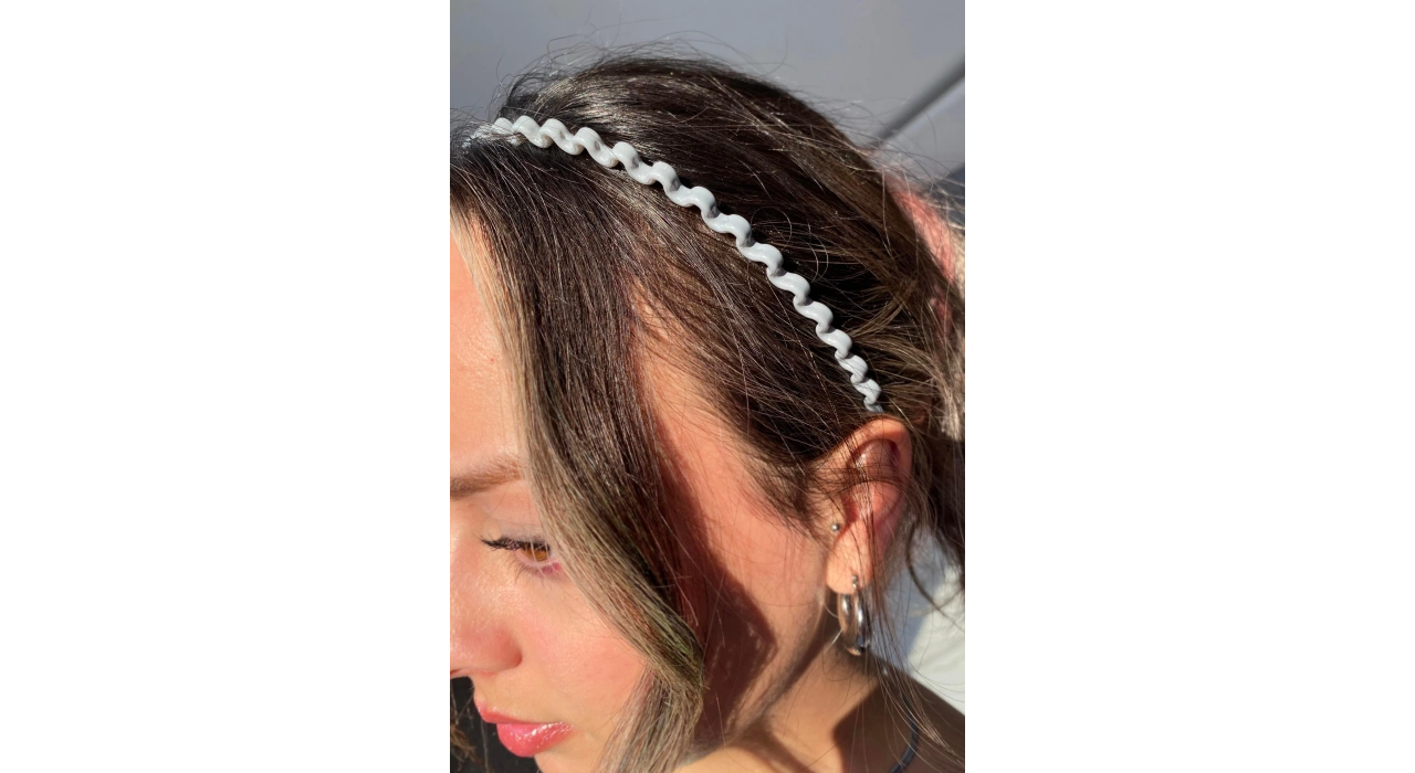 Gri Renk Kıvrımlı Taç