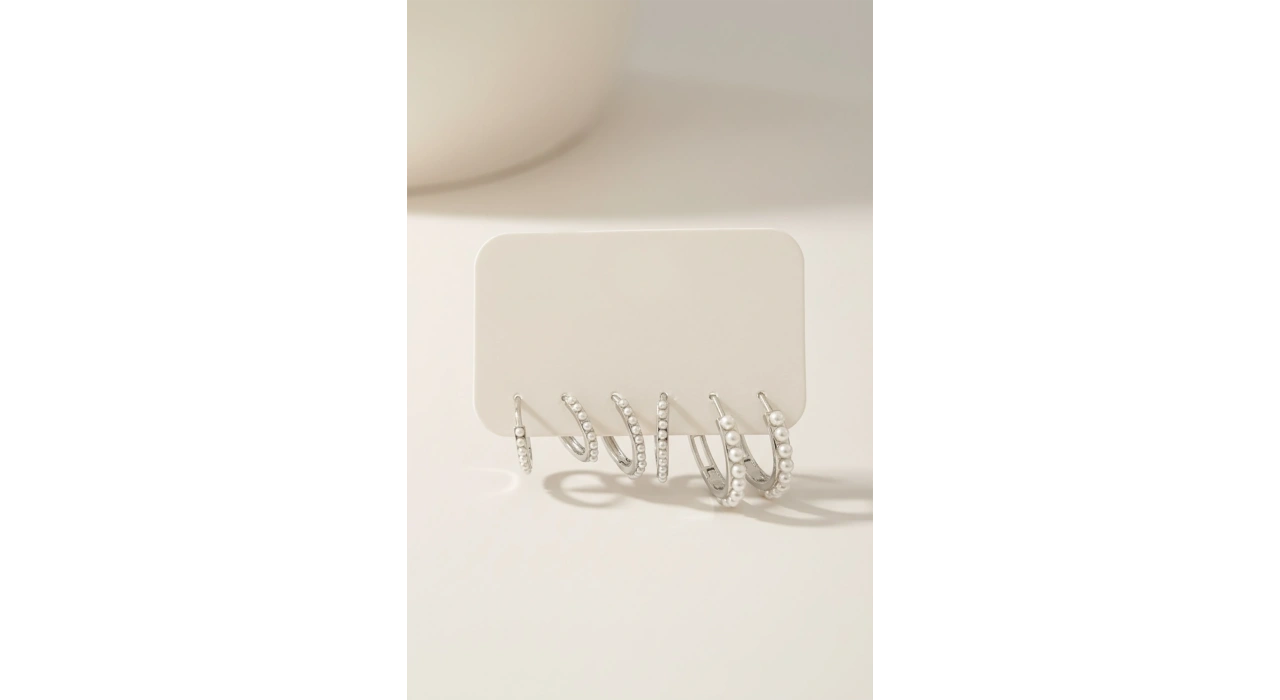 Gümüş Renk 6lı İnci Detaylı Halka Set Küpe