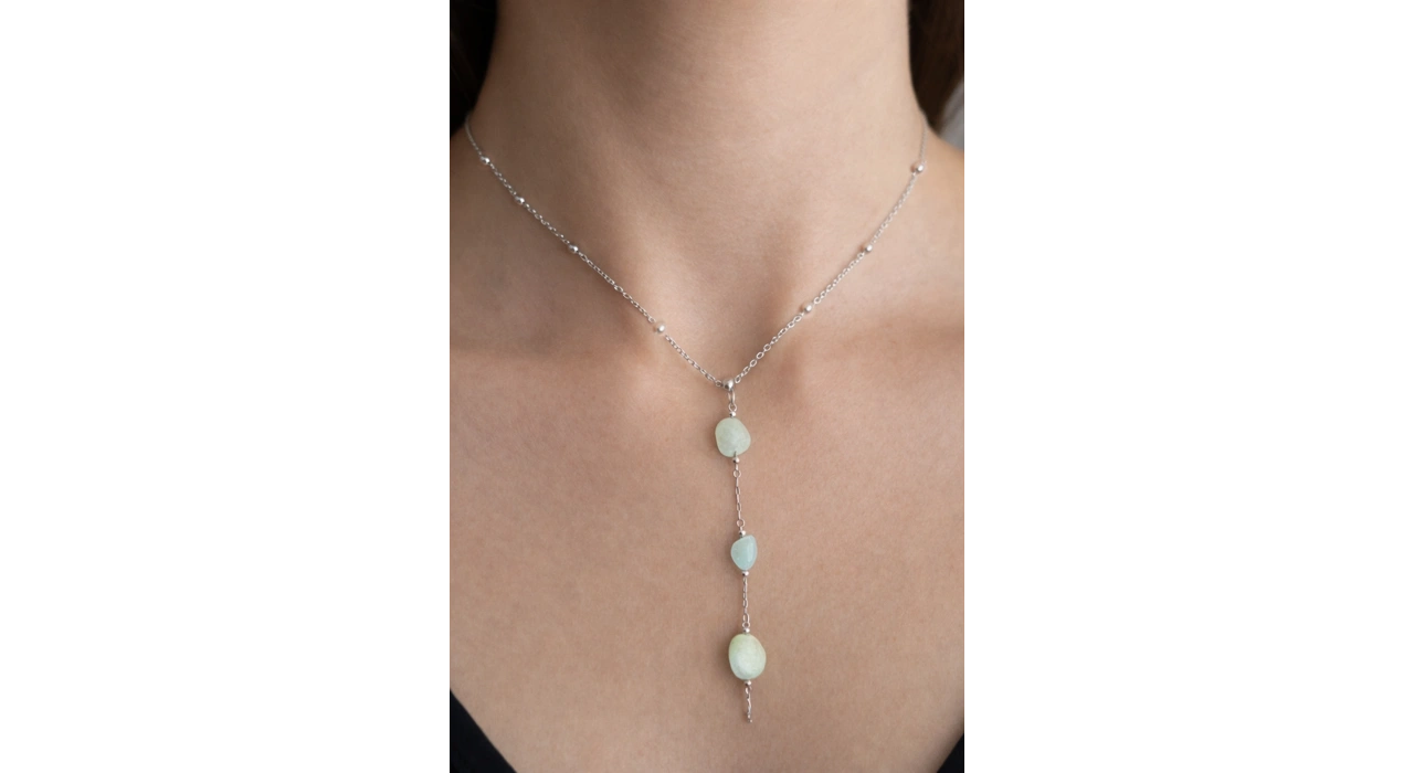 Gümüş Renk Çelik Y Kolye