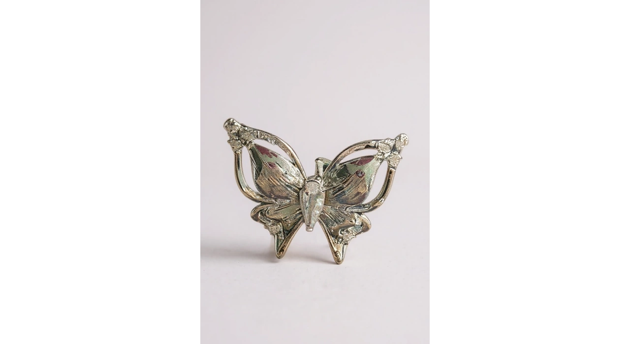 Gümüş Renk Kelebek Figürlü Taş Detaylı 14K Altın Kaplama TX Ear Cuff (Tek)