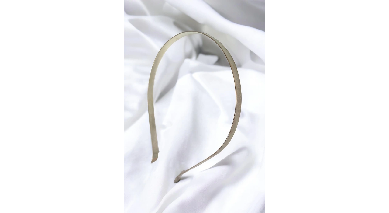 Gümüş Renk Metal Taç