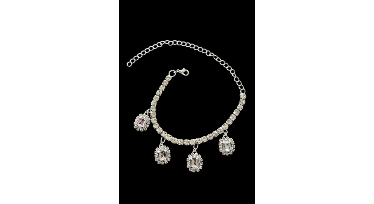 Gümüş Renk Taş Detaylı Tasarım Halhal