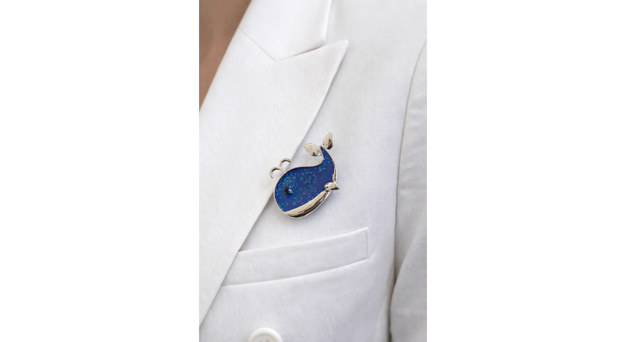 Gümüş Ve Mavi Renk Balina Figürlü Broş