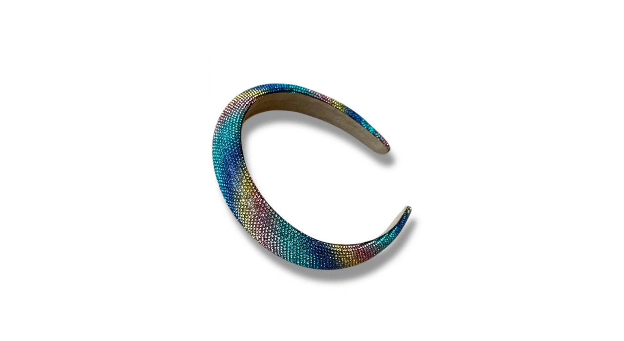 Karışık Renk Kristal Taş Detaylı Taç