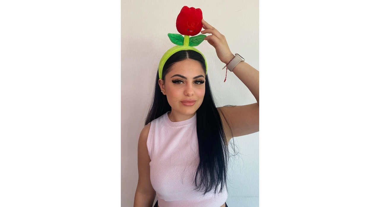 Karışık Renk Lale Figürlü Taç