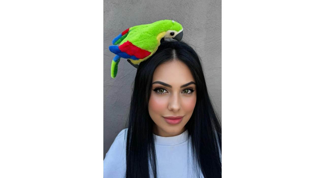 Karışık Renk Papağan Figürlü Taç