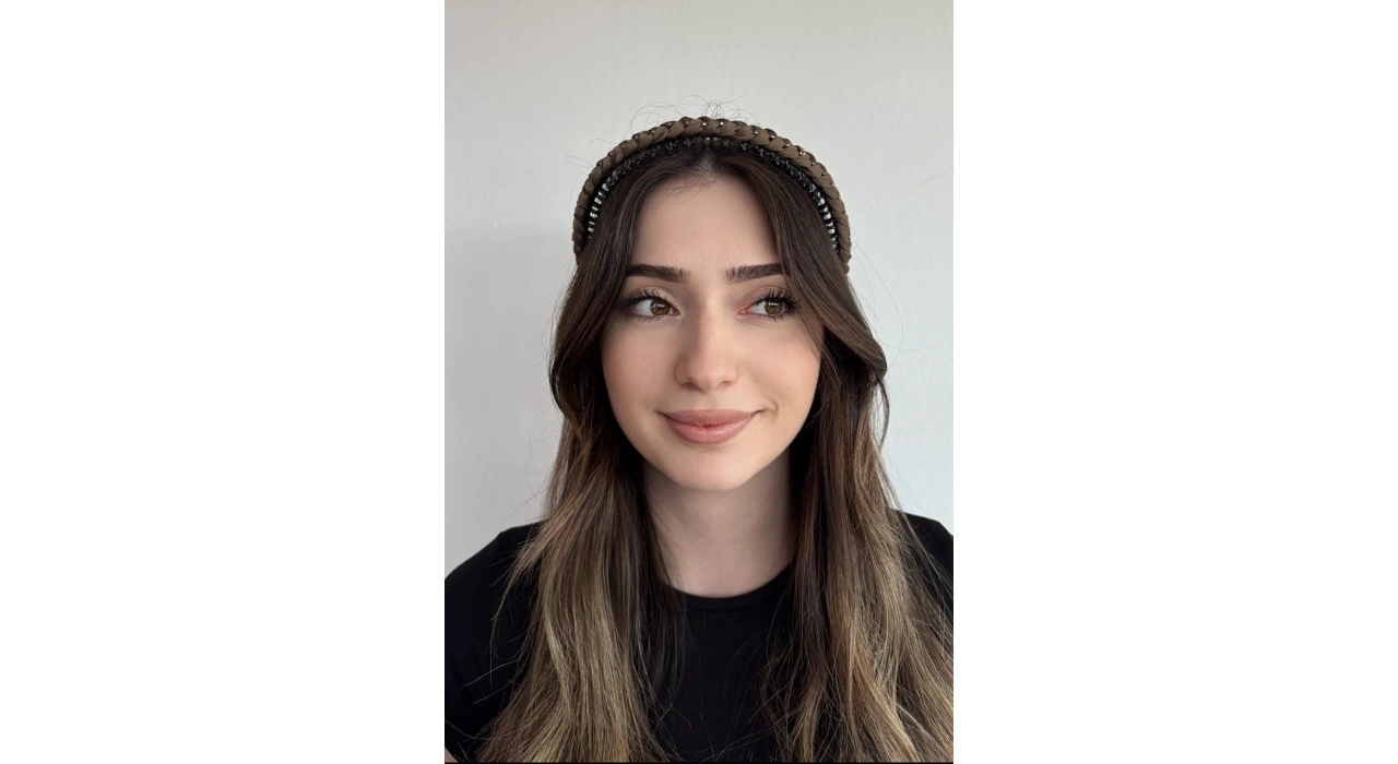 Koyu Kahve Renk Taş Detaylı Tarak Taç