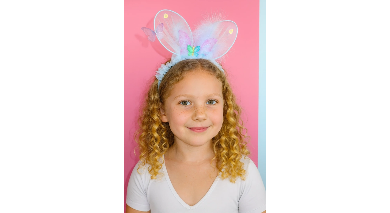 Mavi Renk Kelebek Figürlü Tüy Detaylı Taç