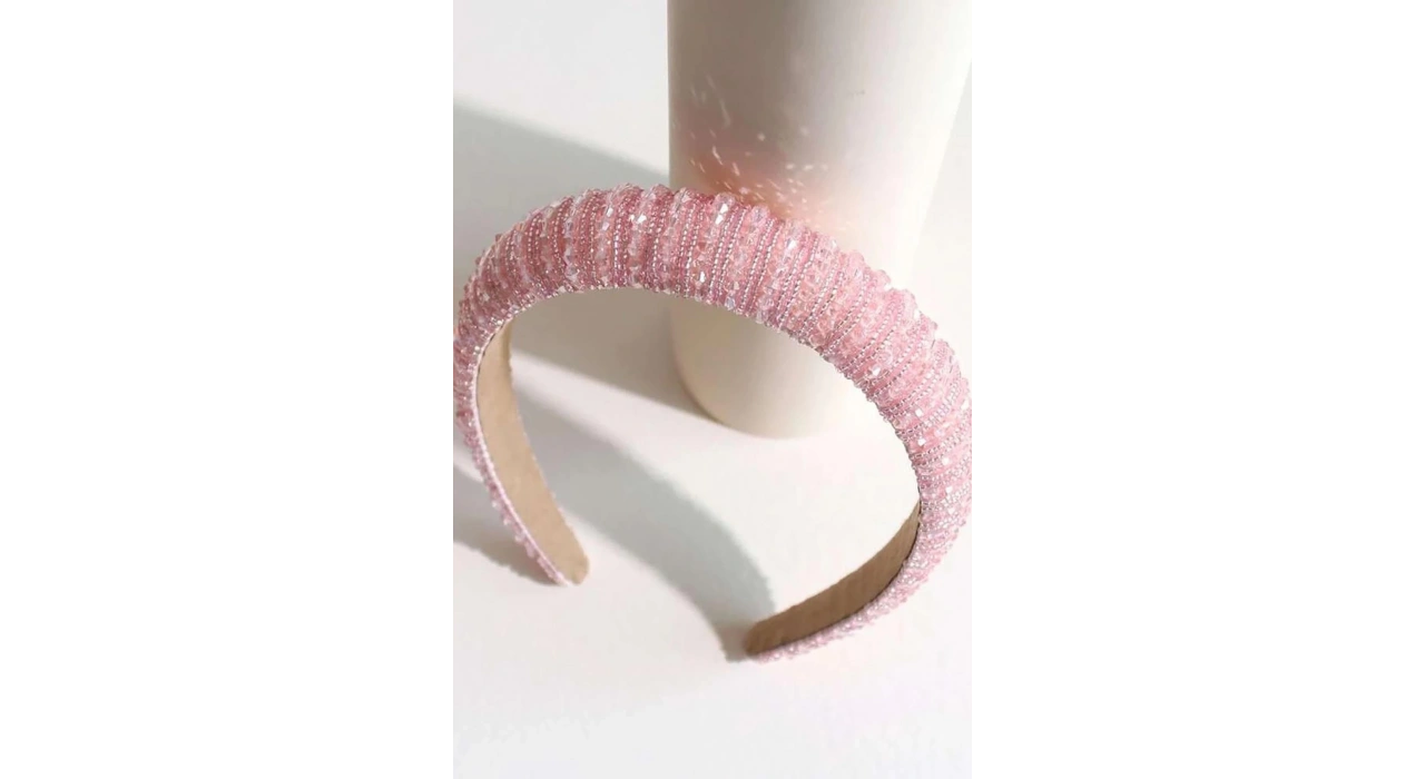 Pudra Renk Taş Detaylı Kristal Taç