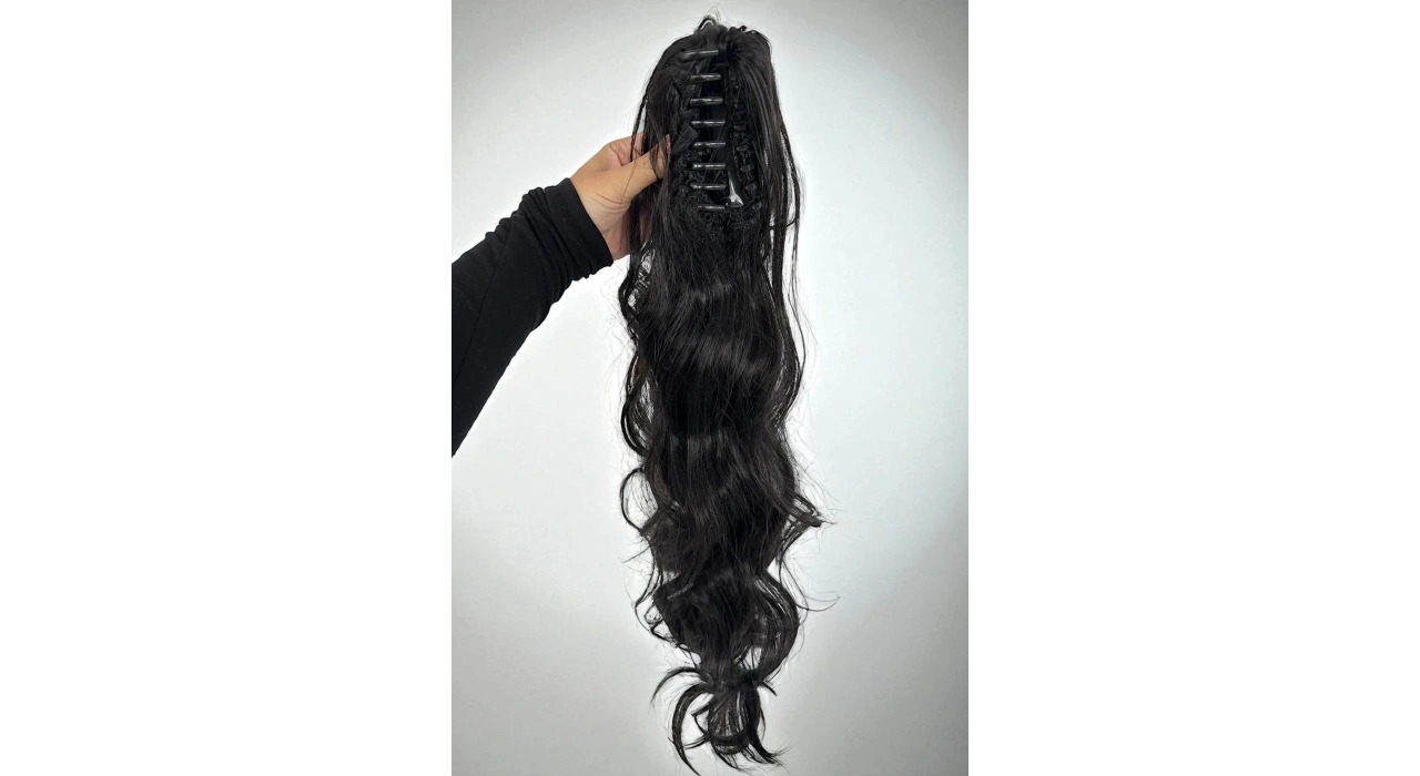 Siyah Renk Tokalı Dalgalı At Kuyruğu Saç (Zeynep)