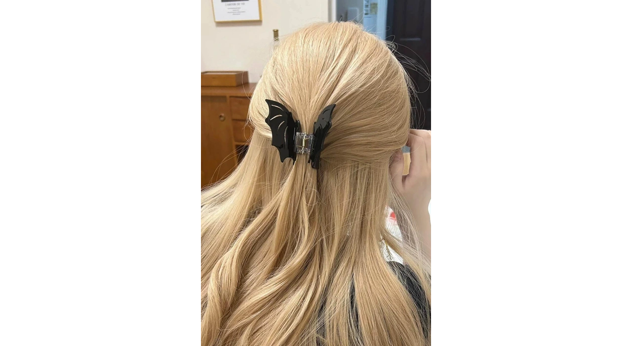 Siyah Renk Yarasa Figürlü Mandal Toka