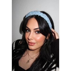 Açık Mavi Renk Kot Detaylı Taç