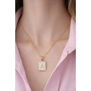 Altın Renk A Harf Çelik Kolye