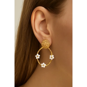 Altın Renk Çiçek Figürlü Küpe (Çift)