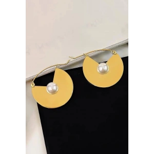 Altın Renk İnci Detaylı Çelik Küpe (Çift)