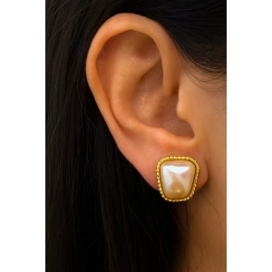 Altın Renk İnci Detaylı Küpe (Çift)