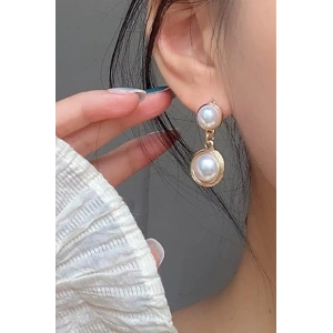 Altın Renk İnci Detaylı Küpe (Çift)