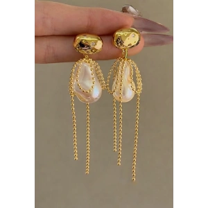 Altın Renk İnci Detaylı Sallantılı Küpe (Çift)