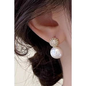 Altın Renk İnci Ve Taş Detaylı Küpe (Çift)