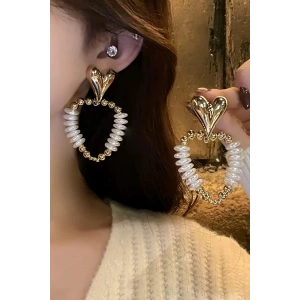 Altın Renk Kalp Figürlü İnci Detaylı Abiye Küpe (Çift)