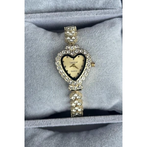 Altın Renk Kalp Figürlü Taş Detaylı Çelik Kordonlu Kadın Saat