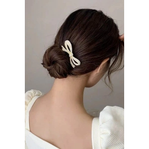 Altın Renk Kurdele Figürlü İnci Detaylı Topuz Tokası