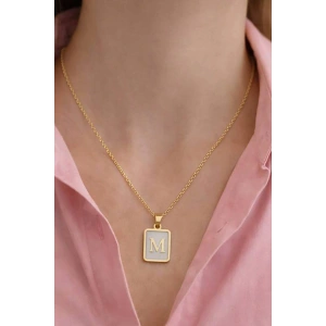 Altın Renk M Harf Çelik Kolye