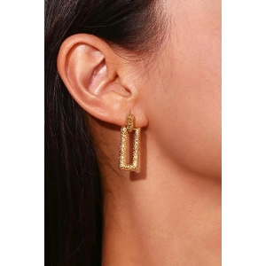 Altın Renk Sallantılı Çelik Küpe (Çift)