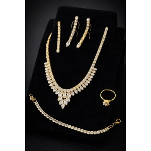 Altın Renk Taş Detaylı 4lü Abiye Set