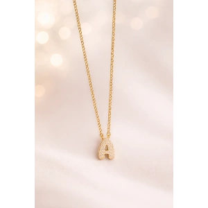 Altın Renk Taş Detaylı A Harfli Mini Çelik Kolye