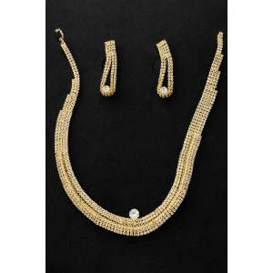 Altın Renk Taş Detaylı Abiye Set