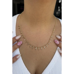 Altın Renk Taş Detaylı Kolye