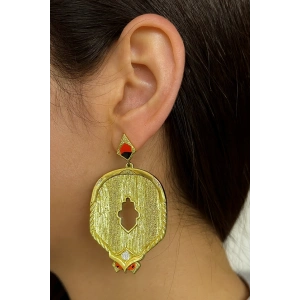 Altın Renk Taş Detaylı Küpe (Çift)