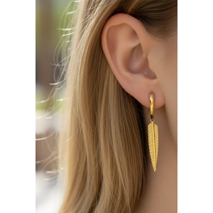 Altın Renk Yaprak Figürlü Çelik Küpe (Çift)