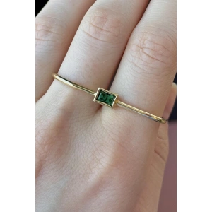 Altın Renk Yeşil Taş Detaylı İki Parmak Tasarım Yüzük