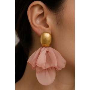 Altın Ve Pembe Renk Sallantılı Tasarım Küpe (Çift)