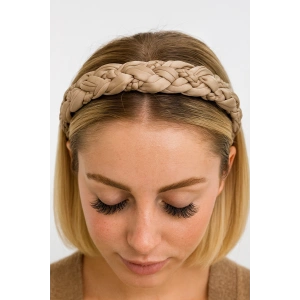 Bej Renk Örgü Detaylı Taç