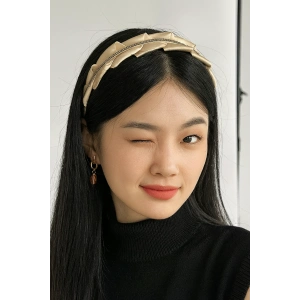 Bej Renk Taş Detaylı Taç